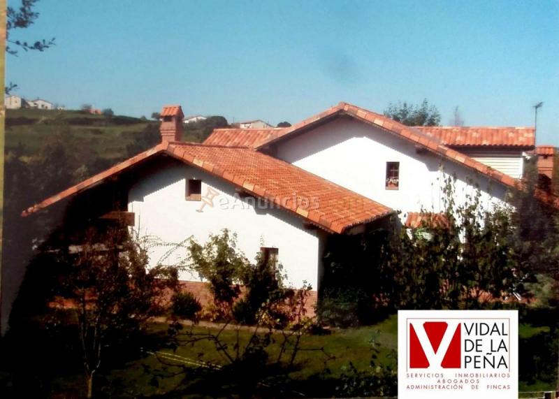 Adosado en venta en  AVENIDA, Santa Cruz de Bezana