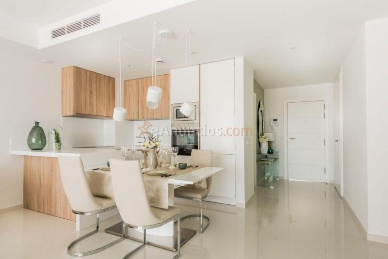 Apartamento en venta en  Benamara-Atalaya, Estepona