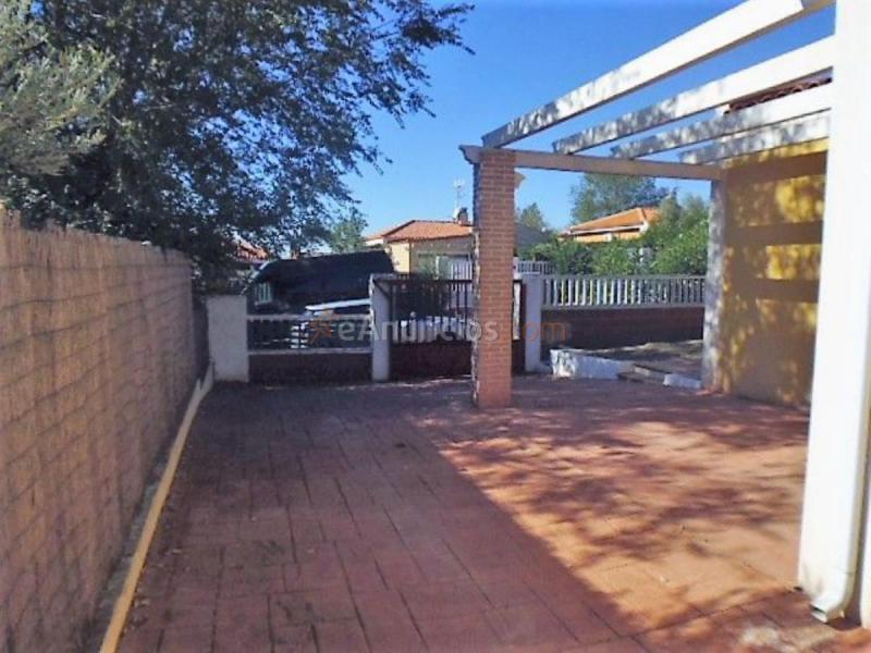 Adosado en venta en  Palomeque