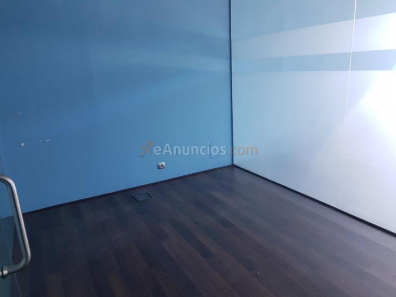 Local Comercial en alquiler en  Campus norte - S.Caetano, Santiago de Compostela