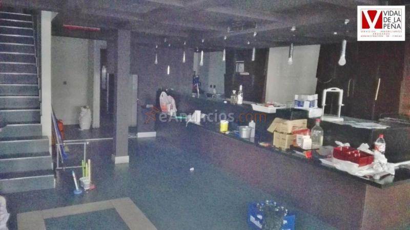 Local Comercial en alquiler en  Cuatro Caminos, Santander