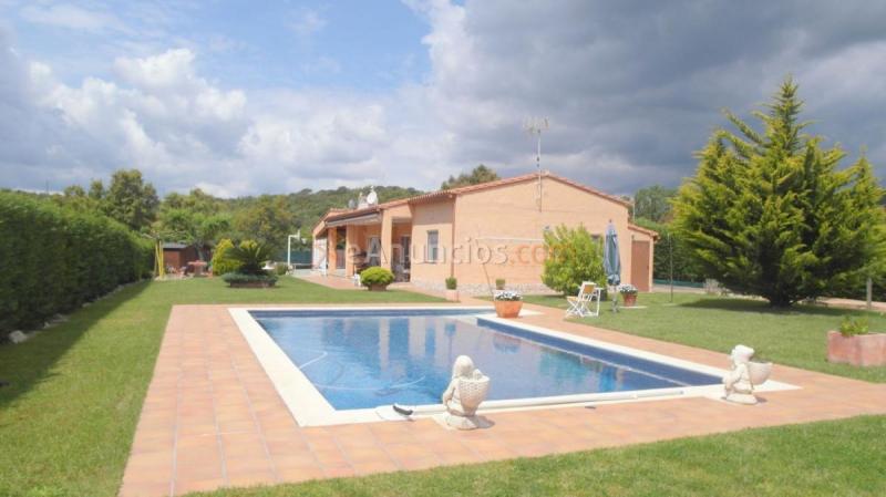 Adosado en venta en  Urbanitzacions del nord, Santa Cristina d'Aro