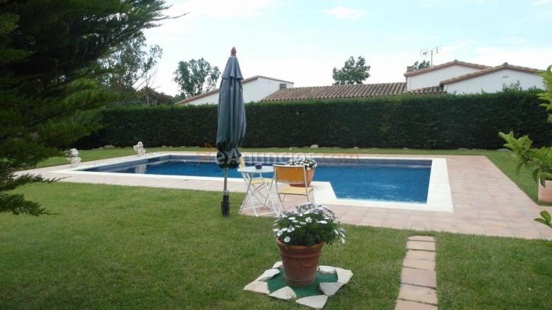 Adosado en venta en  Urbanitzacions del nord, Santa Cristina d'Aro