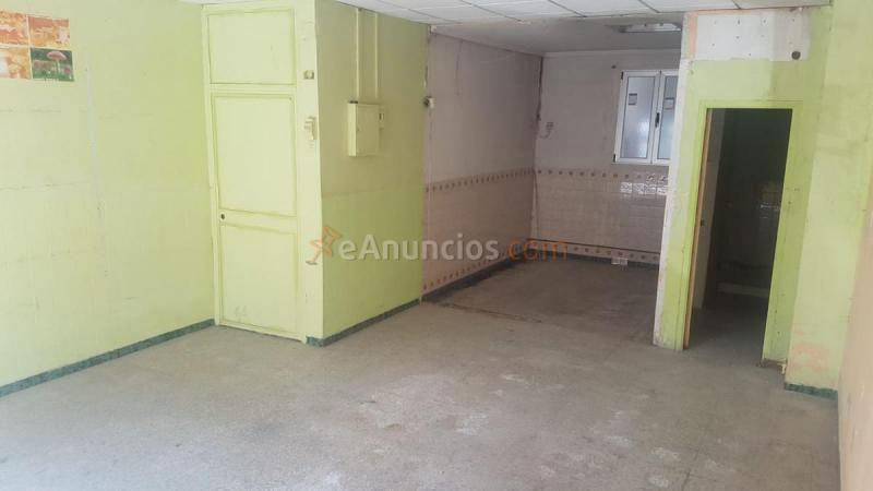 Local Comercial en venta en  Juan de Austria, Alcalá de Henares