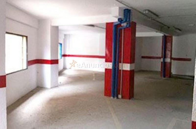Local Comercial en venta en  MARMOLISTAS, Cruz de Humilladero, Málaga