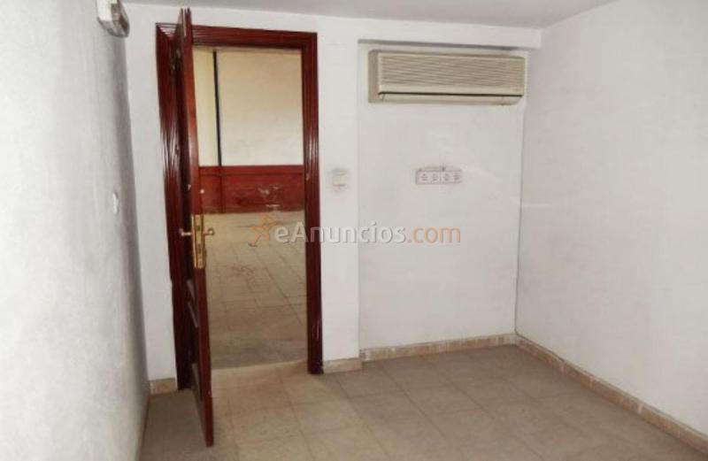 Edificio en venta en Calle Alcalde Segalerva Sierra, Málaga, Cruz de Humilladero, Málaga