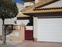 Casa en venta en Avenida reyes magos, Villalbilla