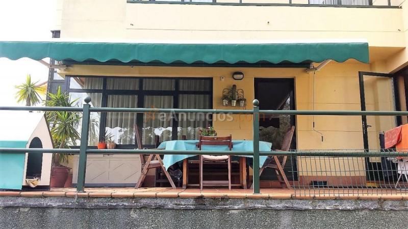 Adosado en venta en  Liáns, Oleiros