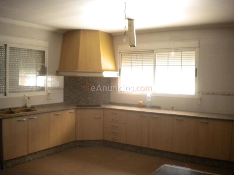 Adosado en venta en  Vilamarxant