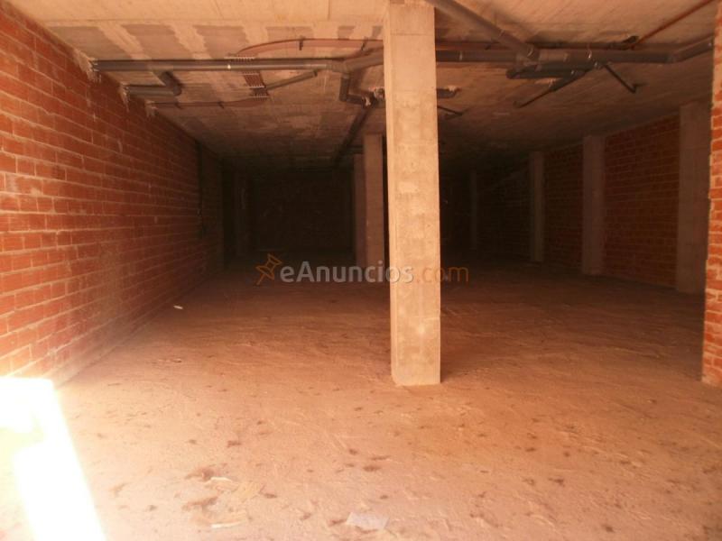Local Comercial en alquiler en  Zona Pueblo, L'Eliana