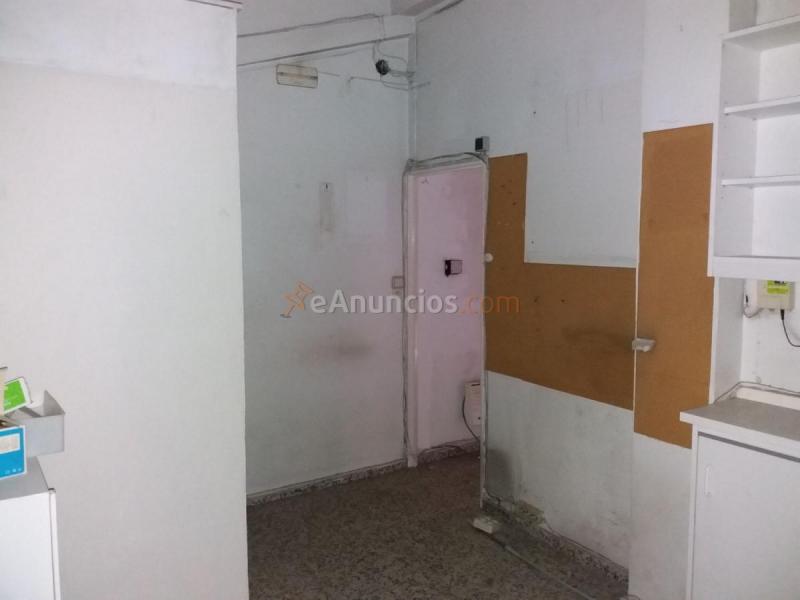 Local Comercial en alquiler en Calle Esteban Mora, Ciudad Lineal, Madrid