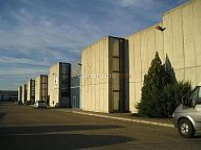 Edificio en venta en Calle lópez bravo, Yagüe-Villalonquejar, Burgos