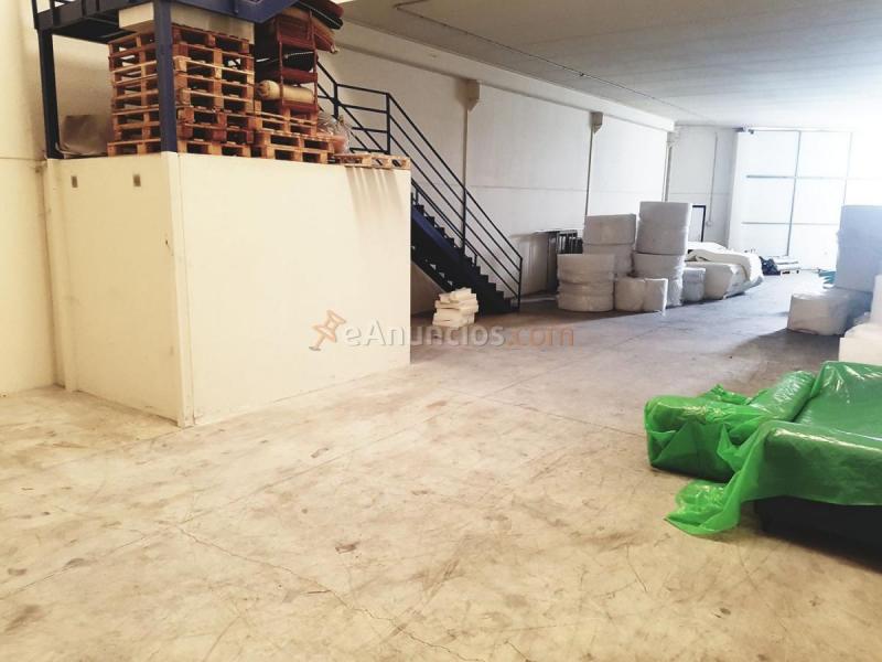 Edificio en alquiler en  Chorrillo, Alcalá de Henares