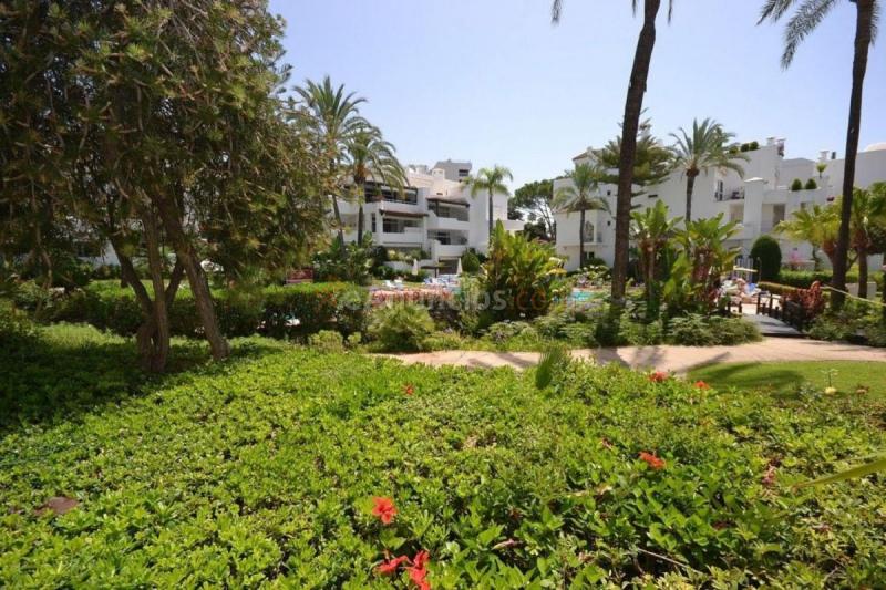 Apartamento en venta en Calle roy boston 3 - alhambra del mar, Nagüeles-Milla de Oro, Marbella