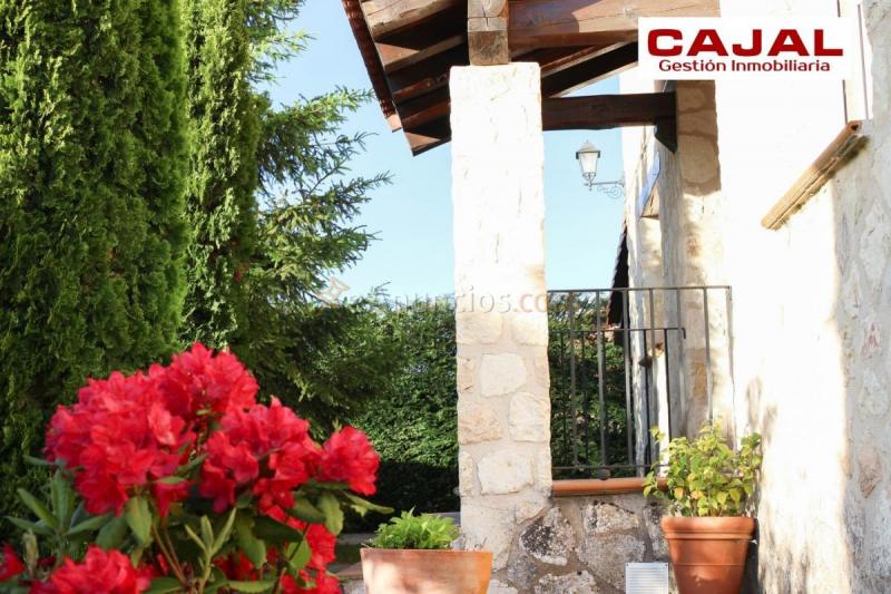 Adosado en venta en  Riaza