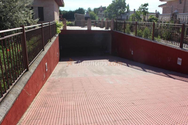 Adosado en venta en Ronda Hispano-Americana, Eurovillas