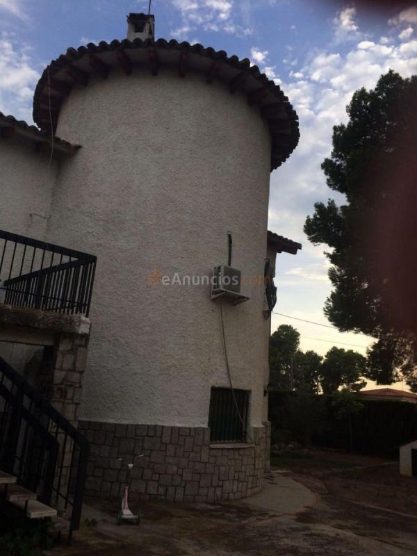 Adosado en venta en  San Antonio de Benagéber