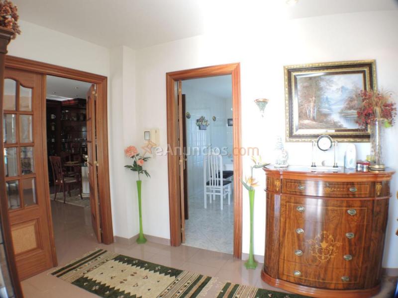 Adosado en venta en  Bergondo