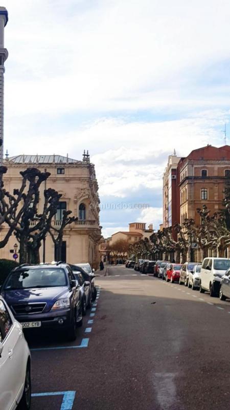 Apartamento en venta en Calle Eduardo Martínez del Campo, Casco Antiguo, Burgos