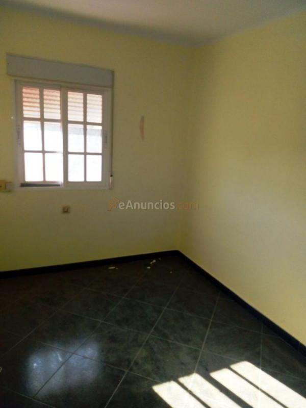 Apartamento en venta en Calle RENFE 80 VIVIENDAS, Zona Fuentemora, Antequera