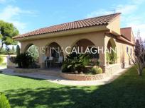 Adosado en venta en  Pla dels Aljubs, La Pobla de Vallbona