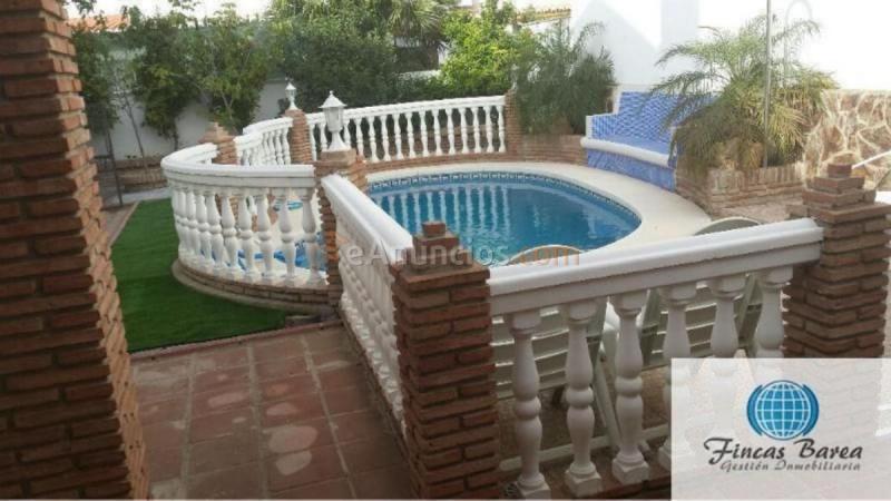 Adosado en venta en  Las Lagunas, Mijas