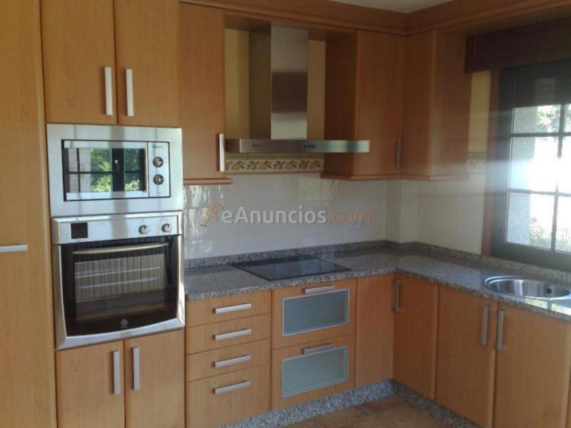 Adosado en venta en  Teo