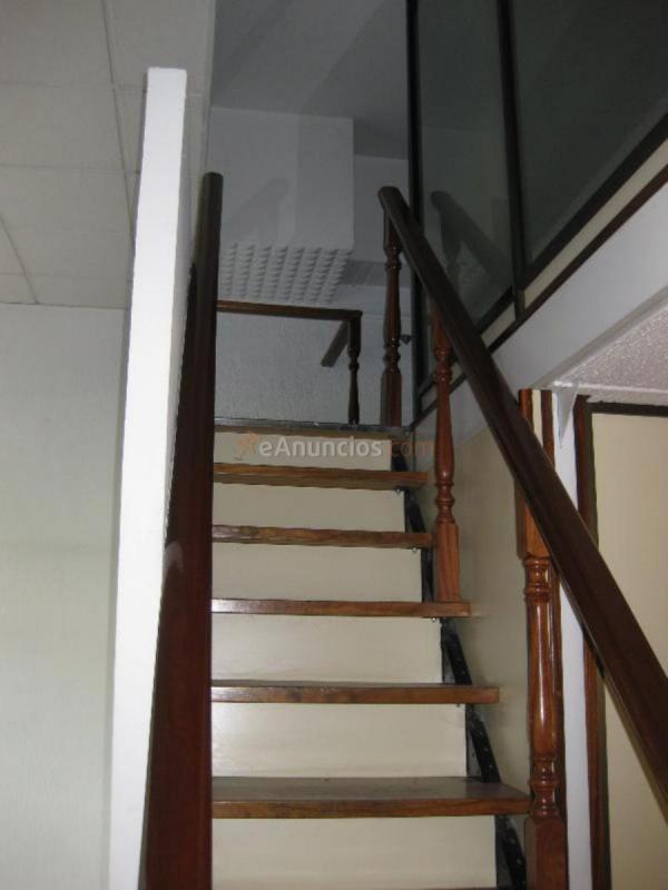 Local Comercial en alquiler en  Campus norte - S.Caetano, Santiago de Compostela