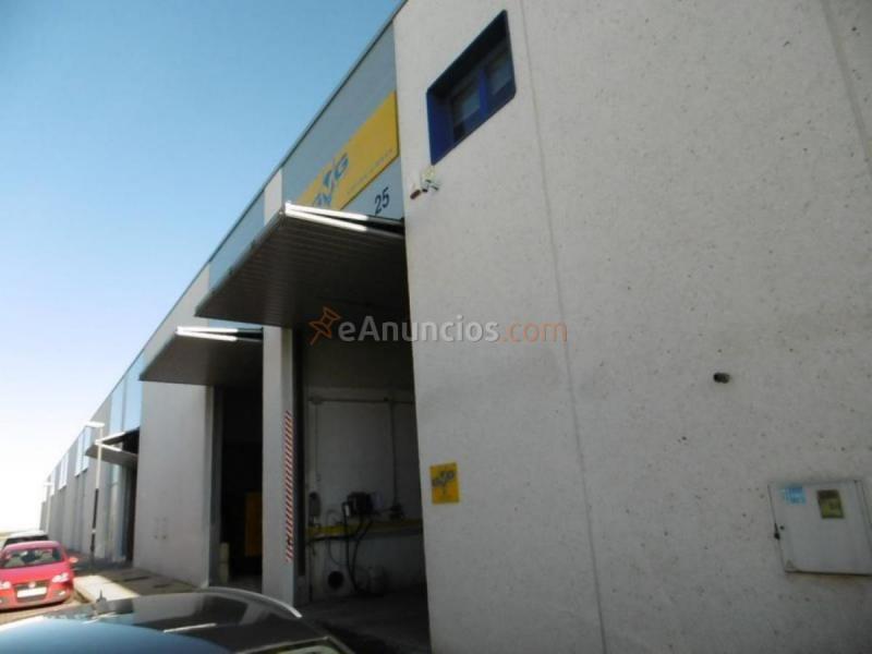 Edificio en venta en  Yagüe-Villalonquejar, Burgos