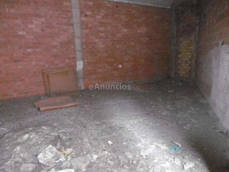 Local Comercial en alquiler en Calle Pedro Alfaro, Capiscol - Gamonal, Burgos