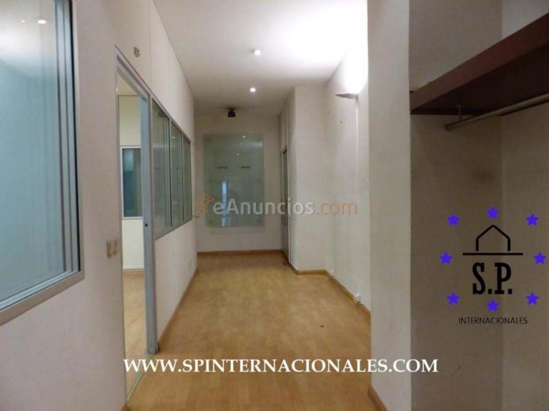 Local Comercial en alquiler en  Ciudad Lineal, Madrid