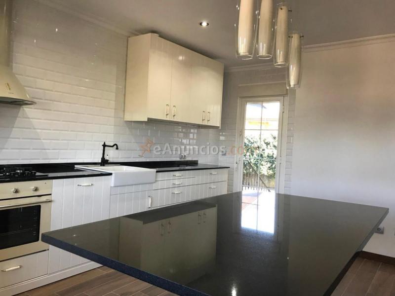 Adosado en venta en Calle MANZANARES, El Bosque, Villaviciosa de Odón