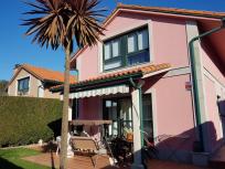 Adosado en venta en  Calle AGUAS MANSAS, Teo