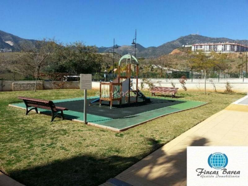 Apartamento en venta en  Los Pacos, Fuengirola