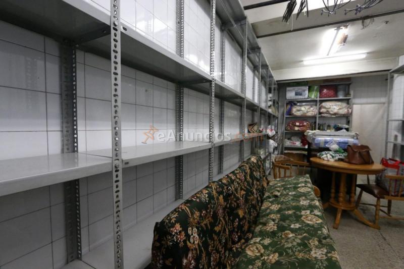 Local Comercial en venta en  Villardondiego, Vicálvaro, Madrid