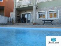 Adosado en venta en  Hornachuelos