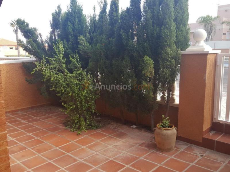 Casa en venta en Avenida Gran Vía de la Manga, Playa de las Gaviotas-El Pedrucho, La Manga del Mar Menor