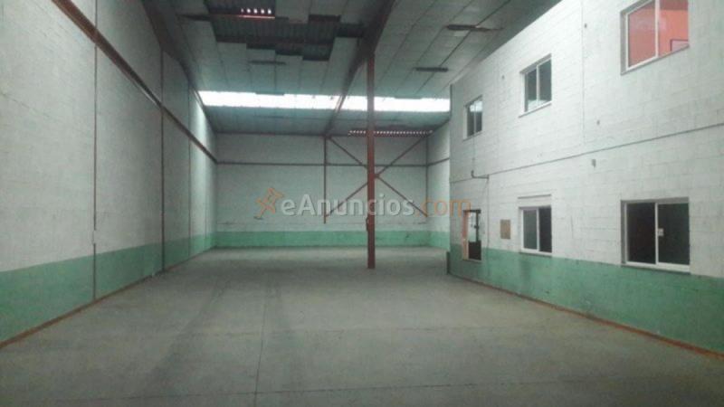 Edificio en venta en  MONTEFRIO, Montefrio