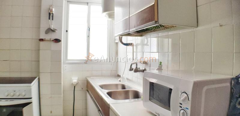 Apartamento en venta en Avenida Condes de San Isidro, Fuengirola, Zona Puerto Deportivo, Fuengirola