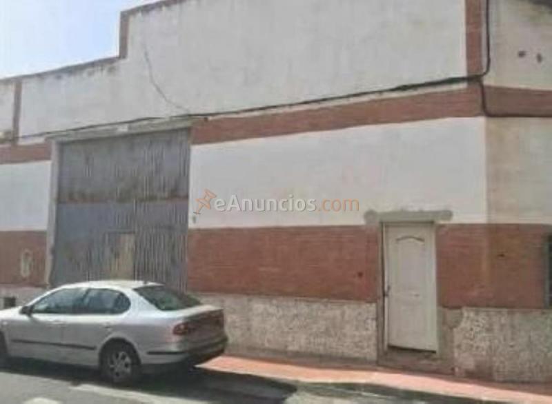 Edificio en venta en  ALCALDE GOMEZ DE LA RIVA, Cruz de Humilladero, Málaga