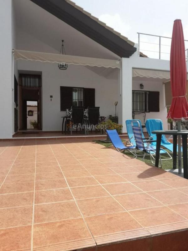 Adosado en venta en  Mazagón