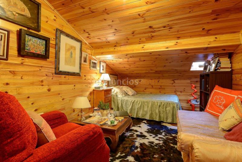 Adosado en venta en  Parres