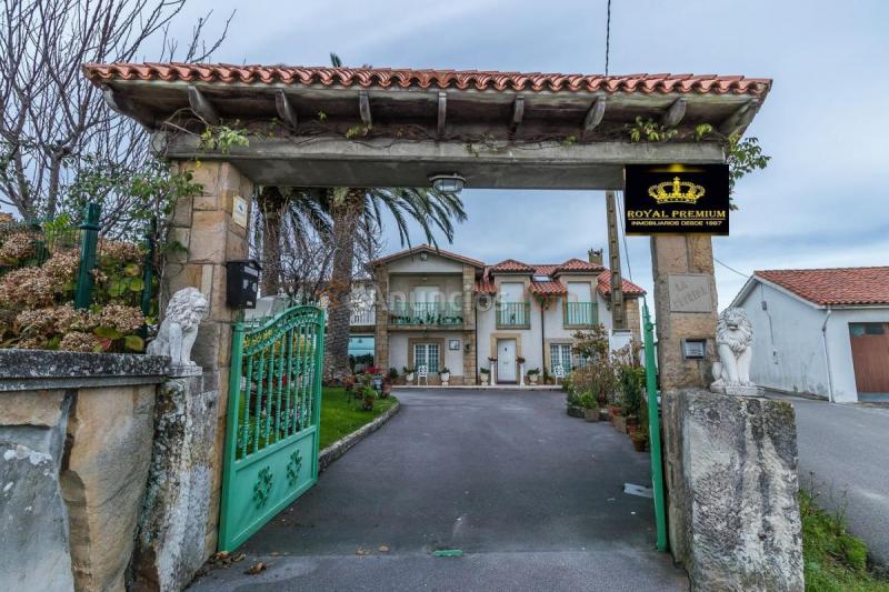 Adosado en venta en  Quintes - Arroes, Villaviciosa