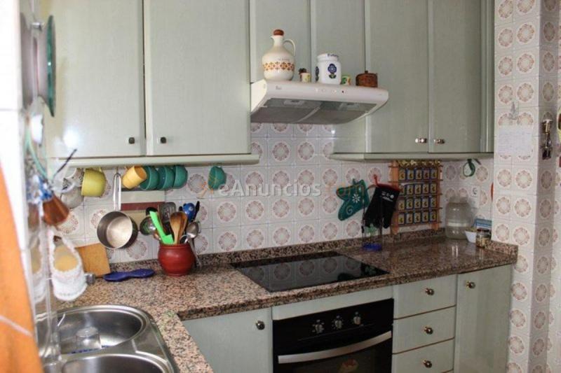 Apartamento en venta en Calle el guerra, Los Pajaritos - Plaza de Toros, Granada