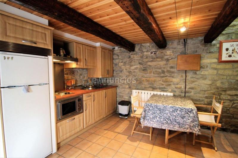 Adosado en venta en Calle Iglesia de la Ag. Villanov, Poblaciones norte, Jaca