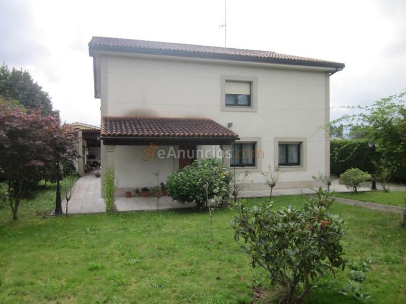 Adosado en venta en Calle Raices, O Milladoiro, Ames