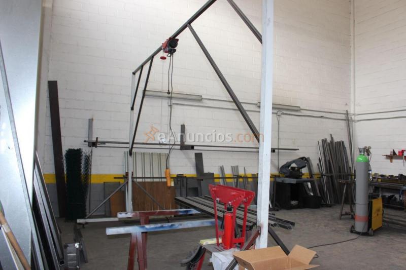 Edificio en venta en Calle Caracas, La Garena, Alcalá de Henares