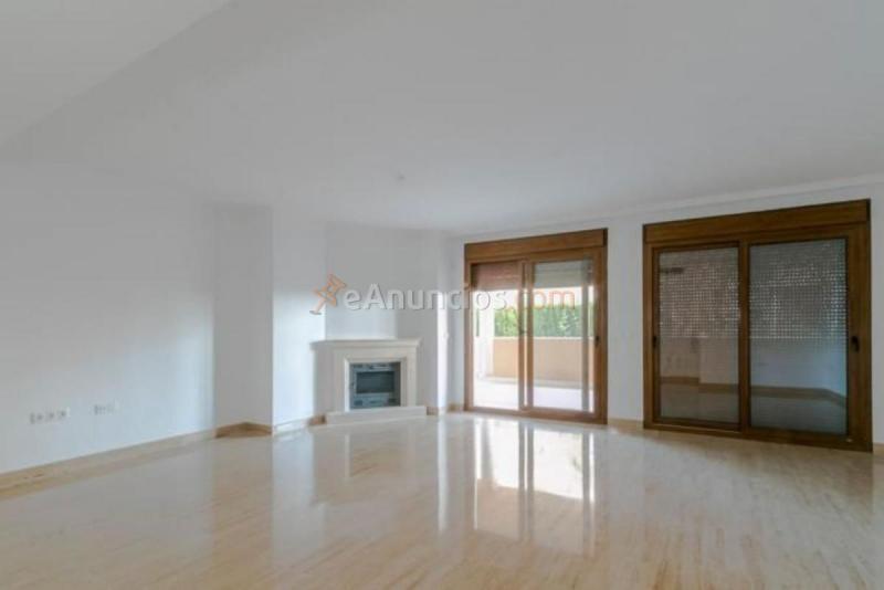 Apartamento en venta en  Urb. lomas del virrey, Nagüeles-Milla de Oro, Marbella