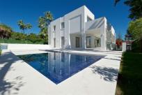 Adosado en venta en  San Pedro de Alcántara, Marbella