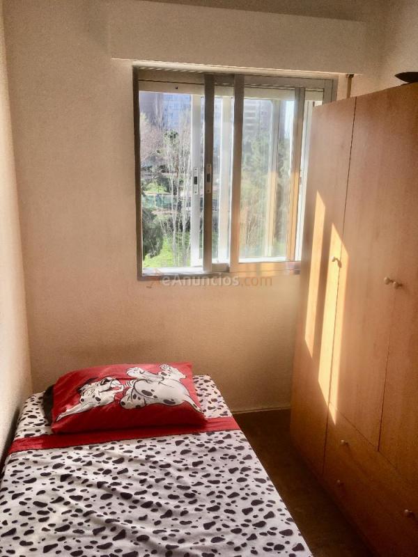 Habitación privada en Barrio del Pilar